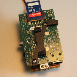 Držák DIN lišty pro Raspberry Pi Model B