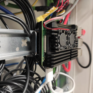 Držák DIN lišty pro Raspberry Pi 4 s pouzdrem Armor