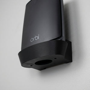 Nástěnný držák pro router a satelit Netgear Orbi RBR850