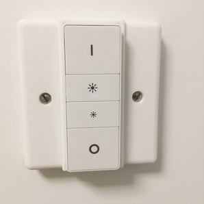 Philips Hue – kryt pro jeden dálkový ovladač Hue a trojitý spínač světla UK