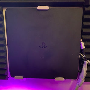 Nástěnný držák pro PS4 Slim