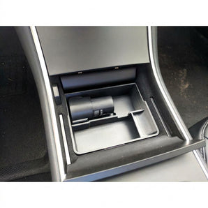 Tesla Model 3 tácot středové konzole s držákem adaptéru