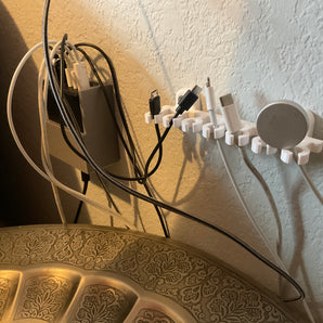 Držák kabelu USB pro montáž na stěnu – Uspořádejte a optimalizujte prostor