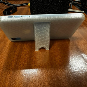 Kryt na iPhone XR s vestavěným stojanem