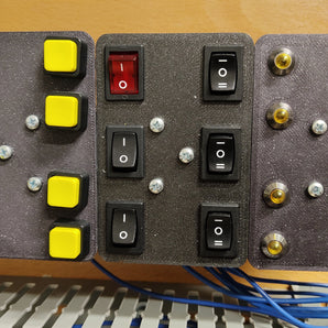 Držák DIN lišty pro tlačítka a LED indikátory