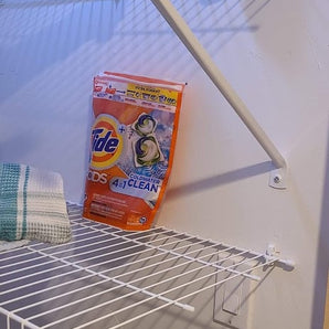 Krycí zátky pro drátěné police (kompatibilní s Rubbermaid)