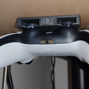 Držák ovladače PS5 a PS4 pod stůl