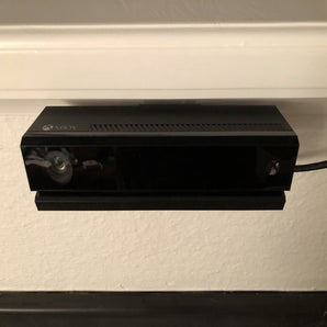 Robustní nástěnný držák pro Xbox One Kinect