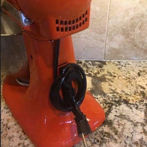 Chytrý organizér kabelů pro kuchyňský robot KitchenAid
