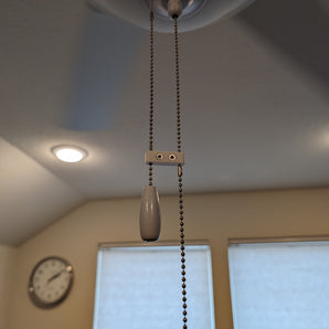 Držák šňůry pro stropní ventilátor